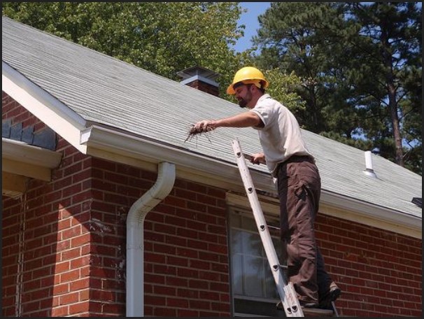 Benefits of Hiring Seattle Gutter Contractors